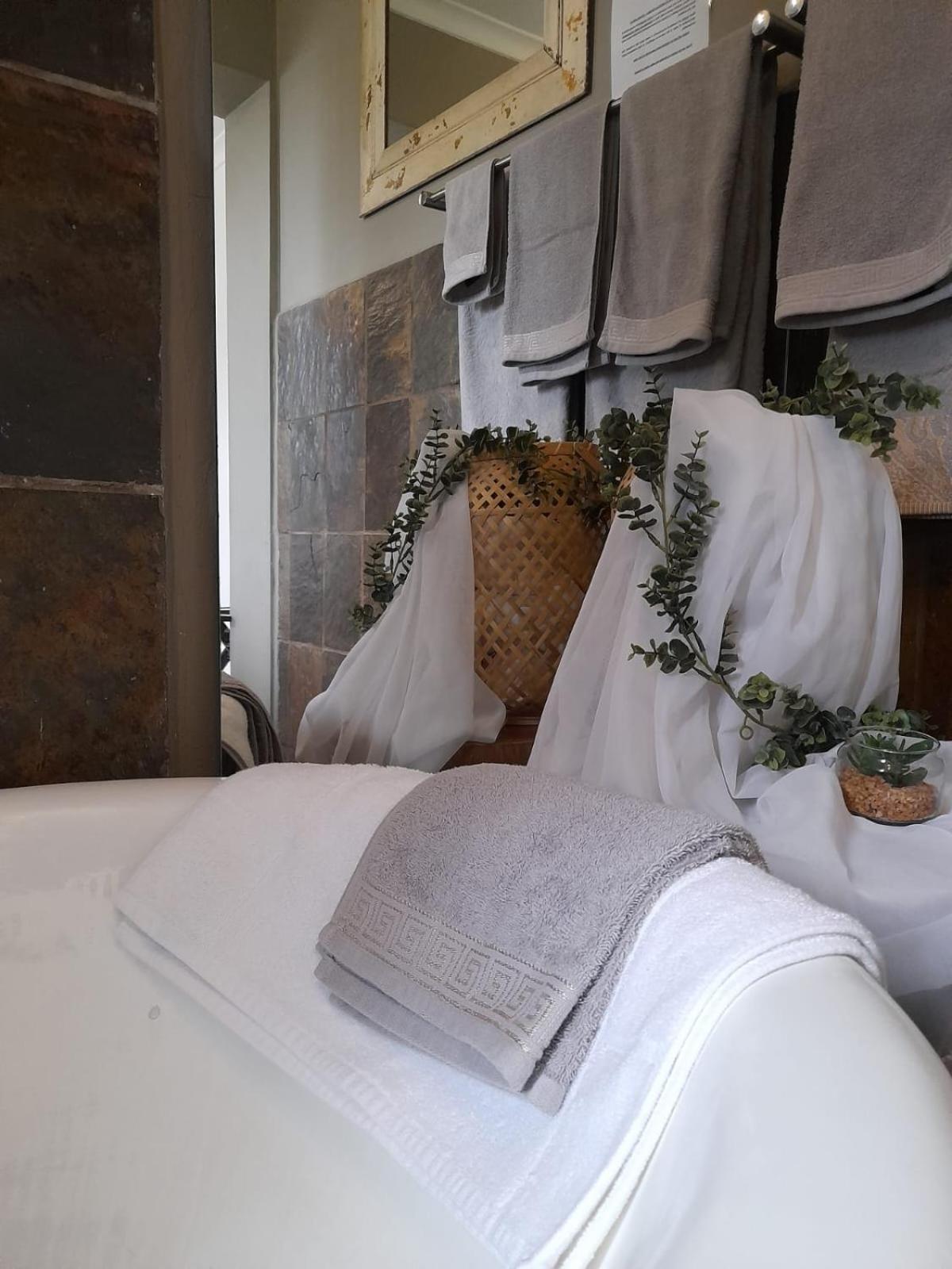 Fijnbos Guesthouse Knysna Ngoại thất bức ảnh