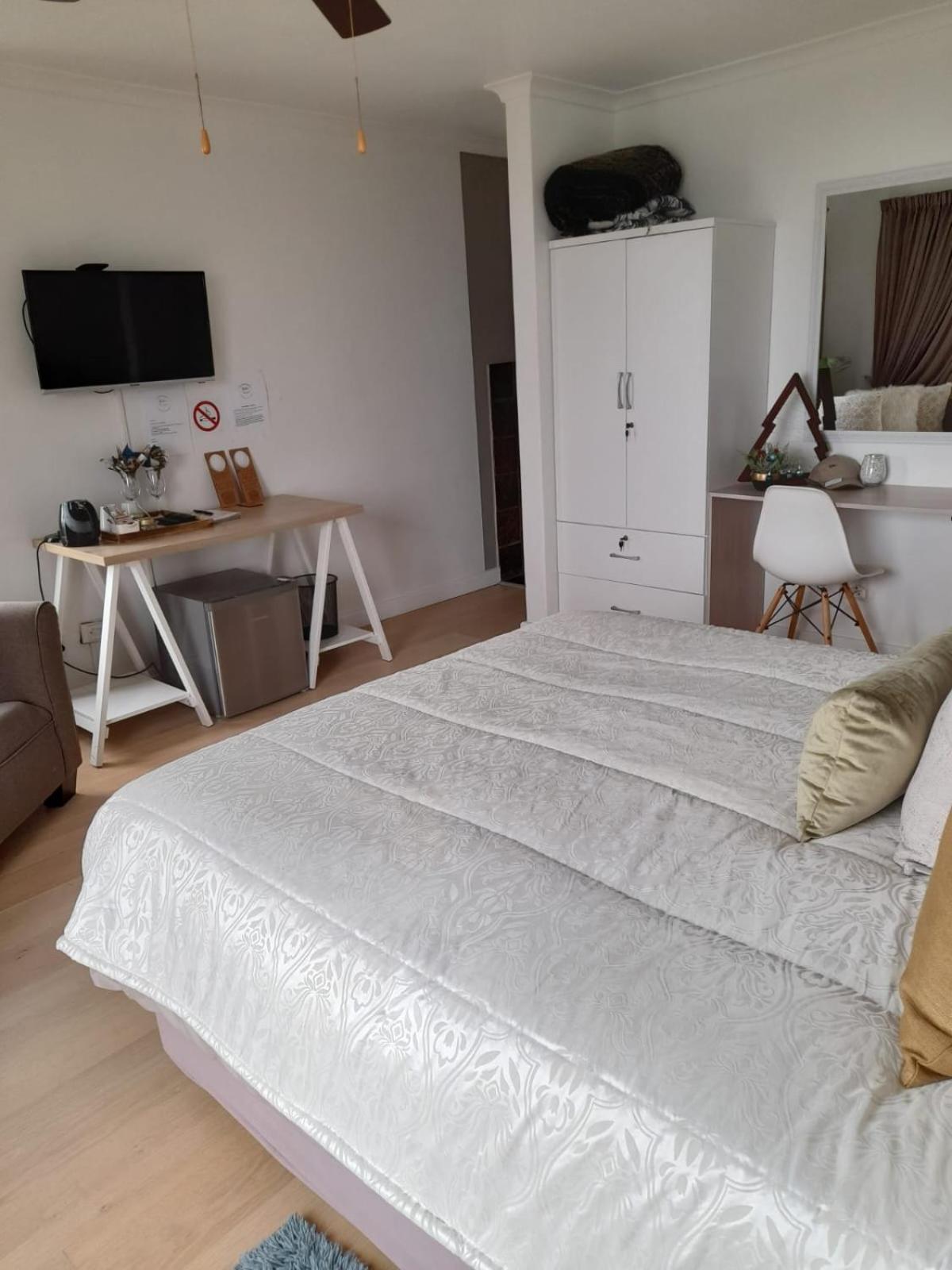 Fijnbos Guesthouse Knysna Ngoại thất bức ảnh